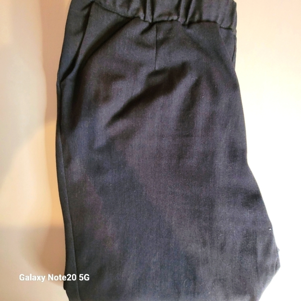 ALLISON DALEY, charcoal, pull-on trousers with pockets. Women's plus 18W.